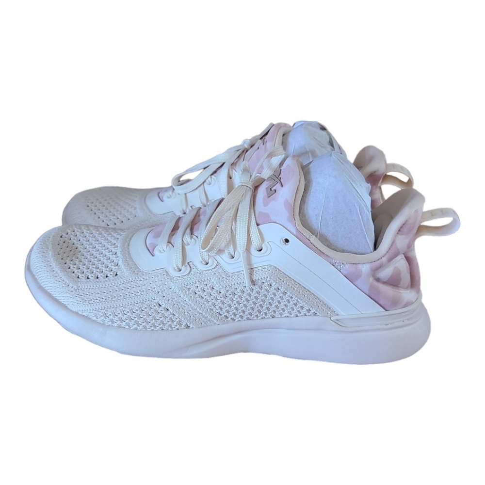 APL TechLoom Tracer Sneakers Beach Almond Size 6 Lightweight - Picture 12 of 16